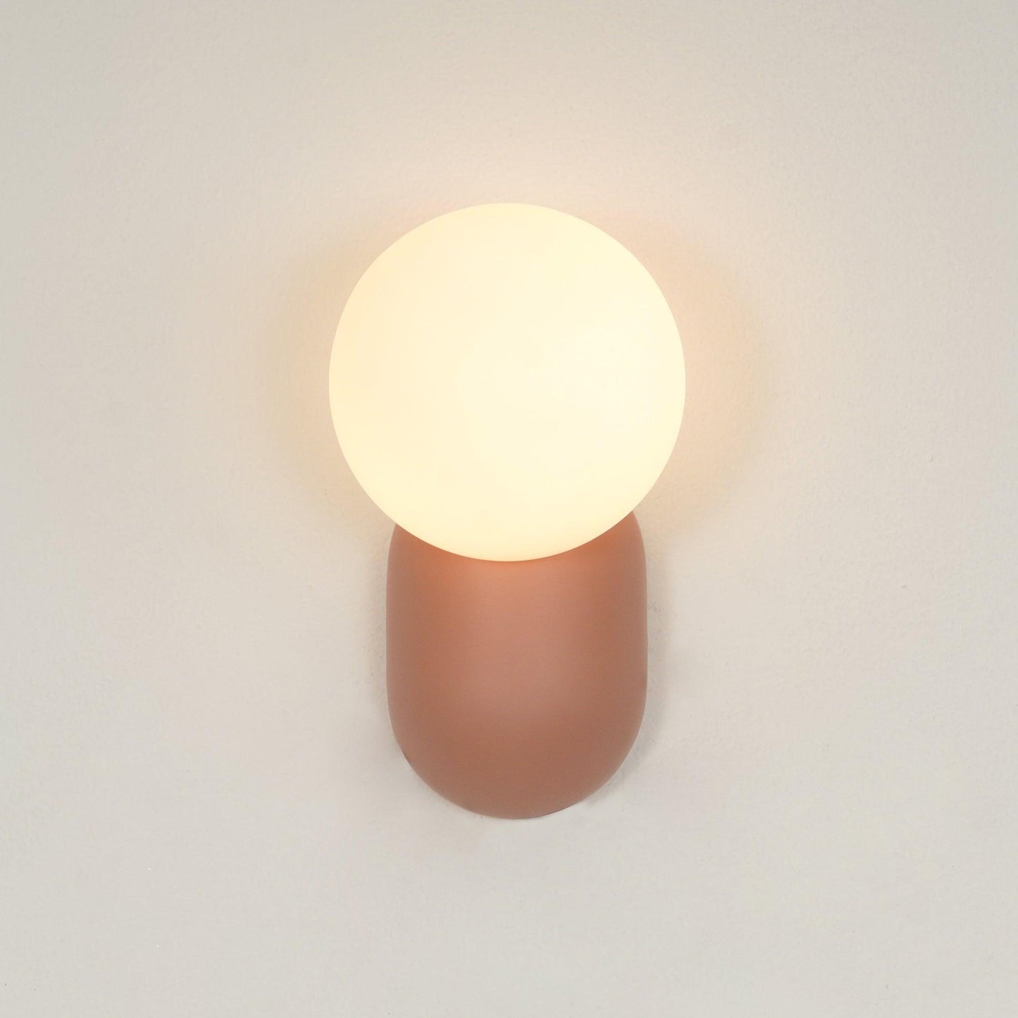 Modern LED Resin Wall Lamp