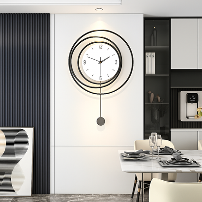 Simple Round Wall Clock with Quiet Movement