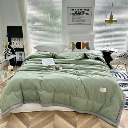 Soft Summer Duvet with Cooling Lightweight Fabric