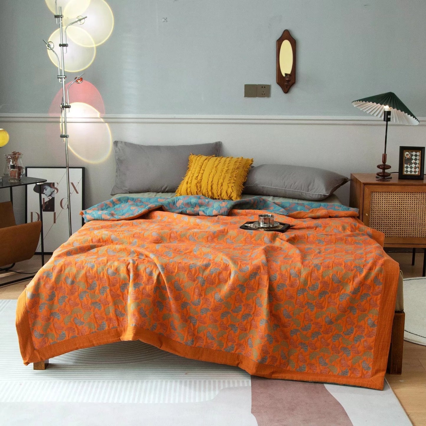 Soft Quilted Bedding Set with Matching Pillows Included