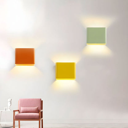 Befez | Slim LED Wall Light Modern White Finish