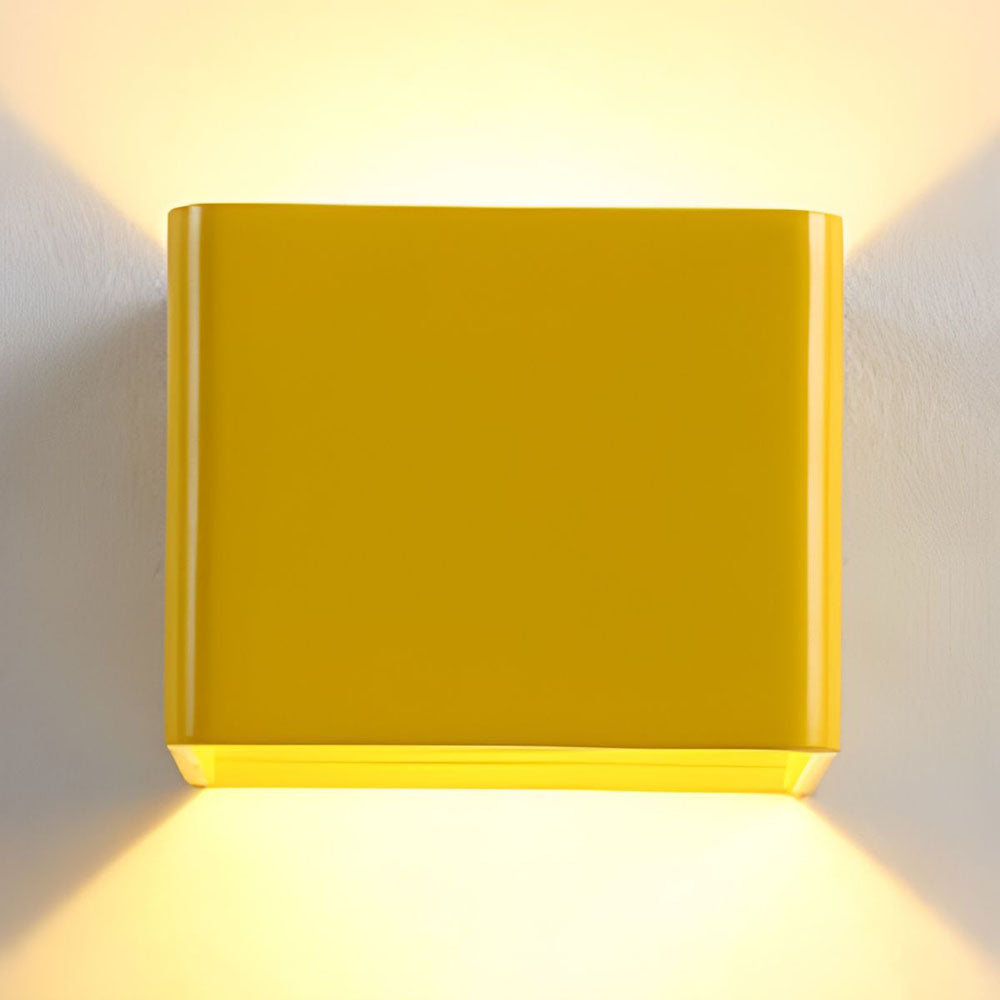 Befez | Slim LED Wall Light Modern White Finish