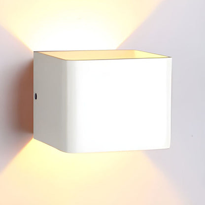 Befez | Slim LED Wall Light Modern White Finish