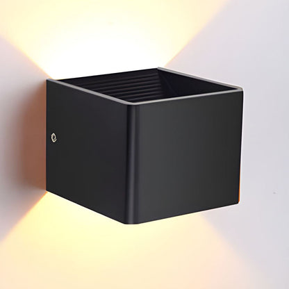 Befez | Slim LED Wall Light Modern White Finish