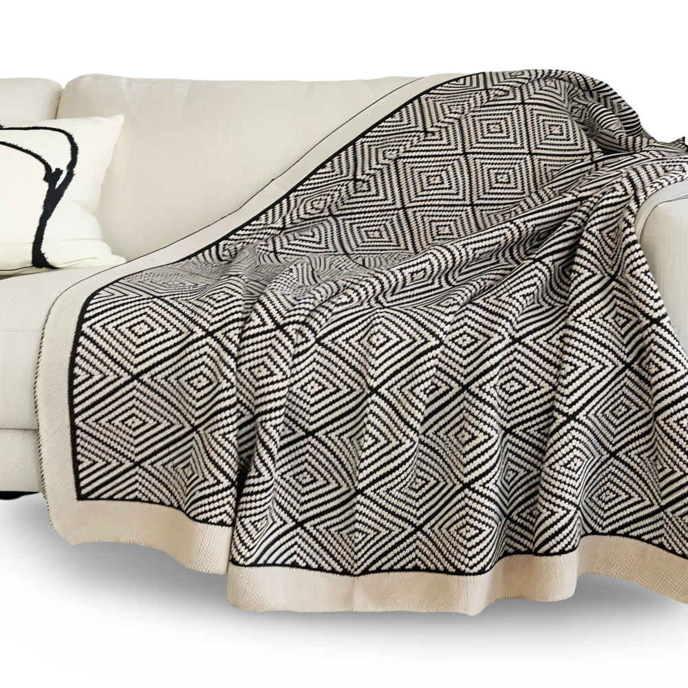 Cozy Fleece Throw Blanket with Modern Design