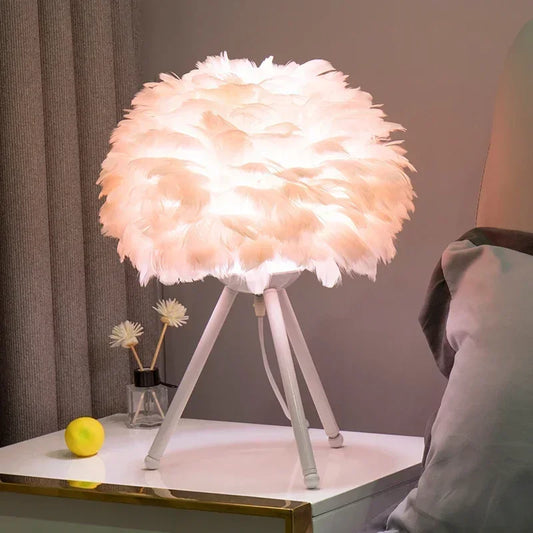 Soft Feather Table Lamp – Classic Warm Lighting - Befez