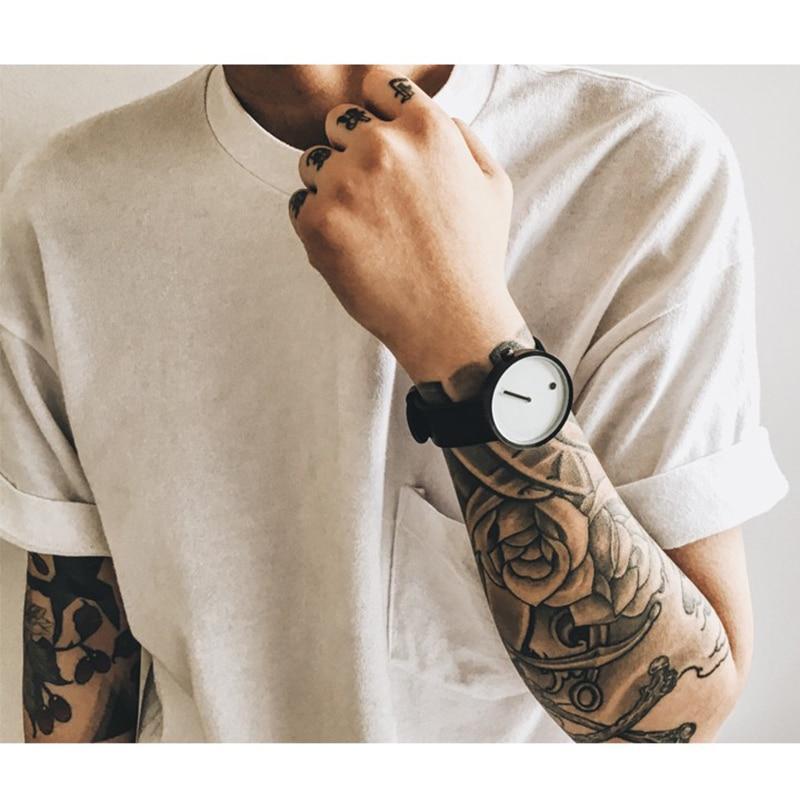 Stylish Men's Quartz Watch Black Leather Strap