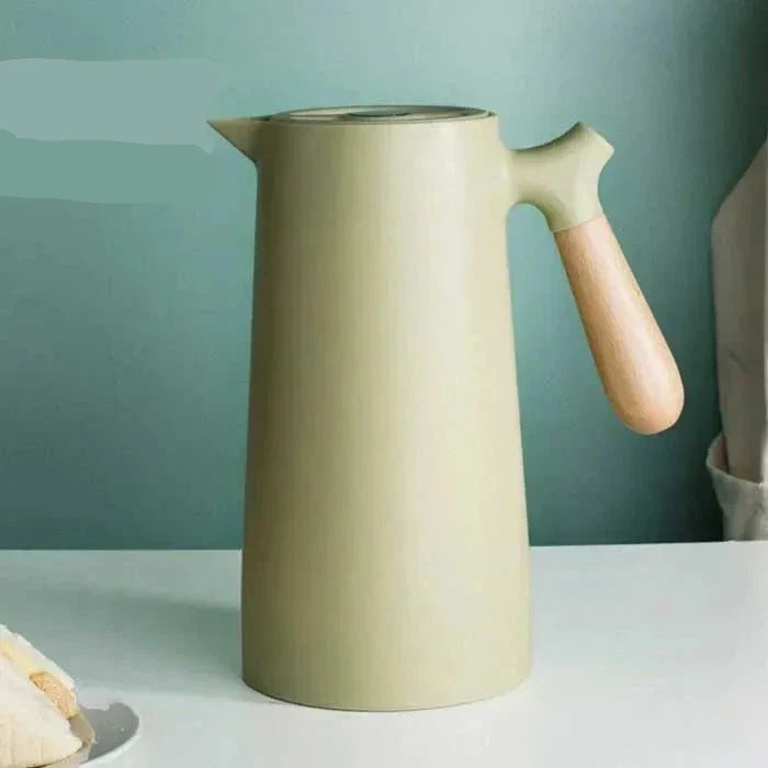 Insulated Thermal Water Bottle Keeps Drinks Hot or Cold