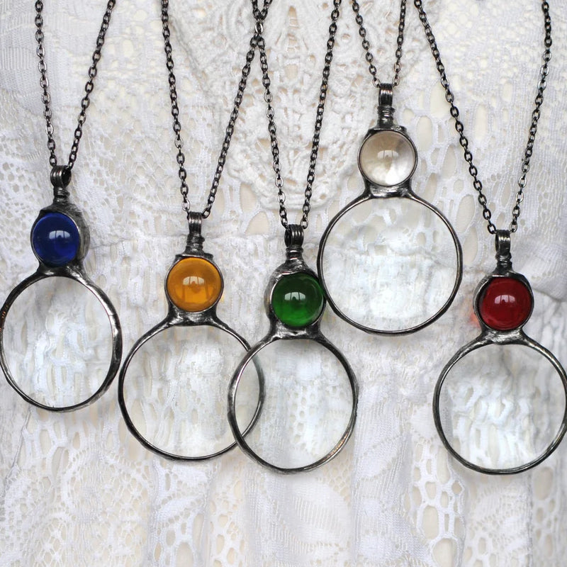 Befez | Classic Necklace with Large Magnifier Pendant - Befez