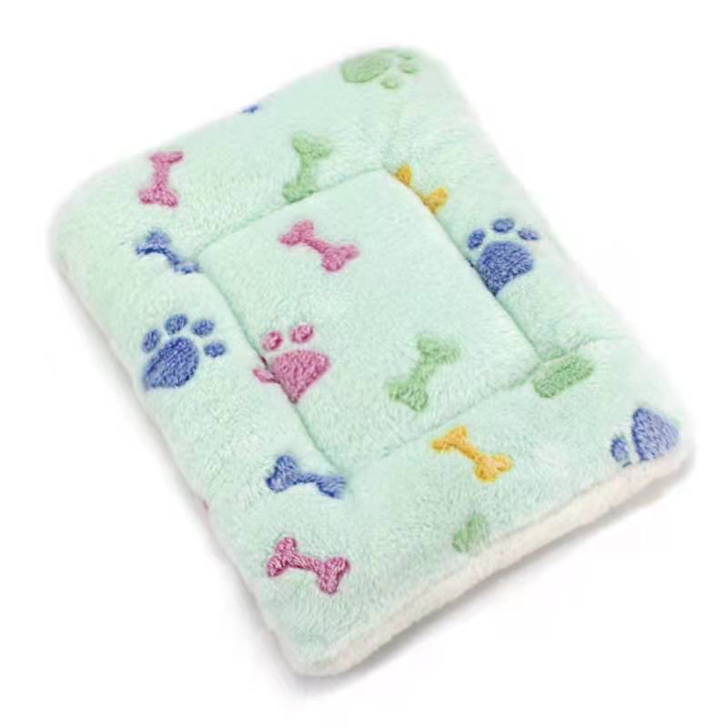 Soft Plush Pet Bed for Cats and Dogs