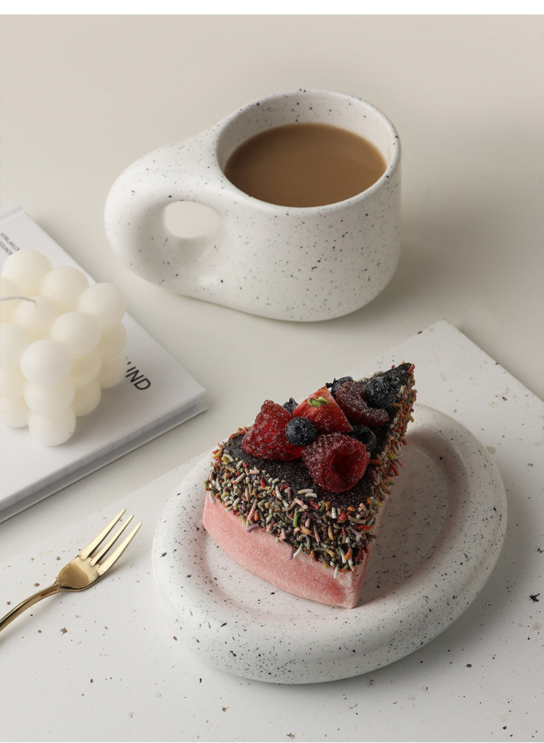 Simple Elegant Porcelain Tea Cup and Saucer Set