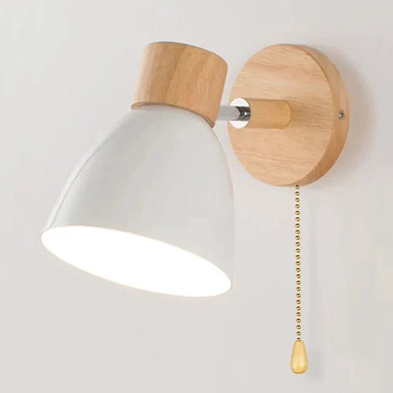 Stylish Wooden Wall Light - Classic Warm Glow