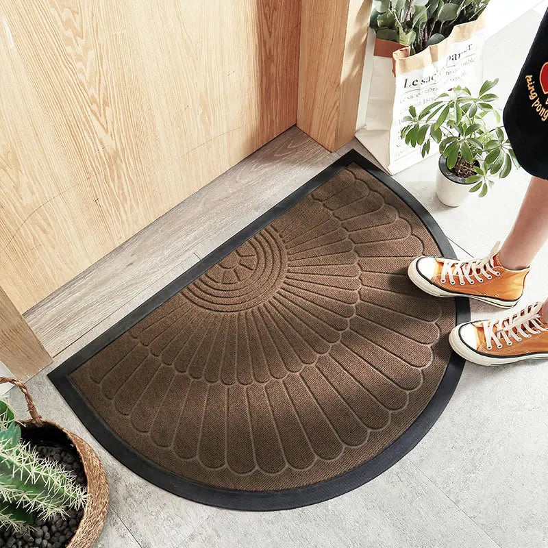 Plush Half Round Bathroom Mat for Ultimate Comfort