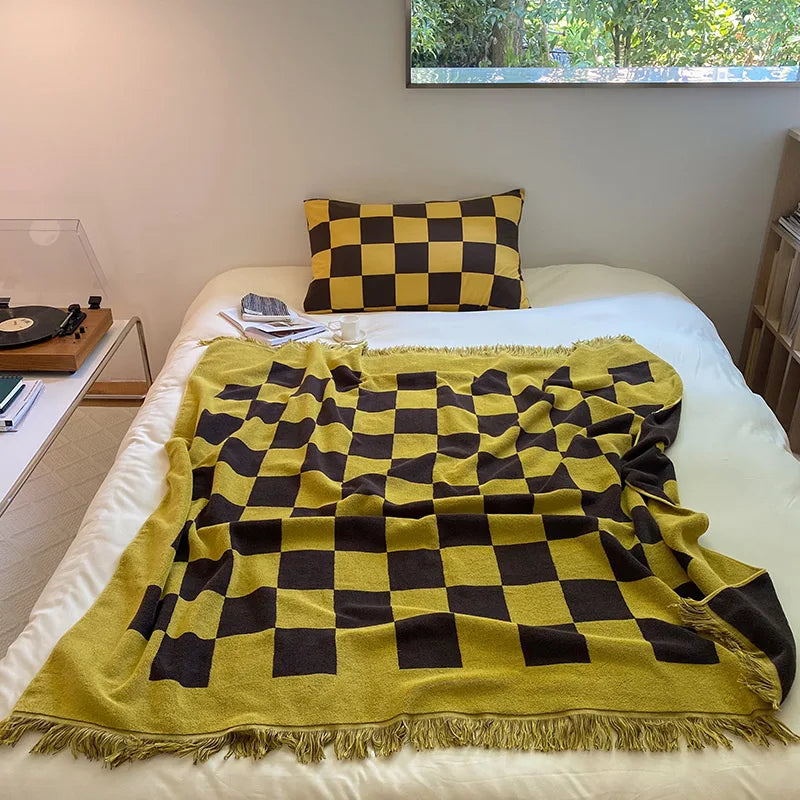 Plaid Lightweight Throw Blanket