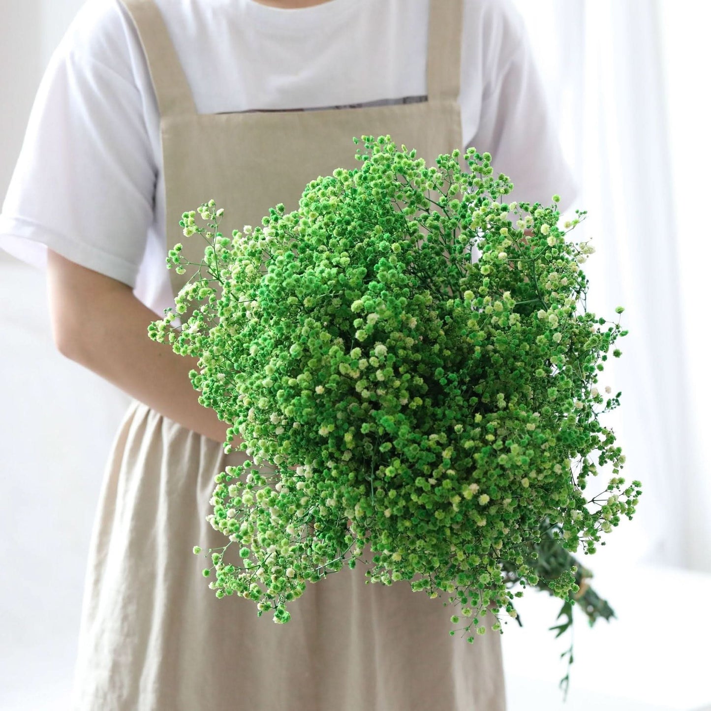 Realistic Air Dried Gypsophila Floral Arrangement
