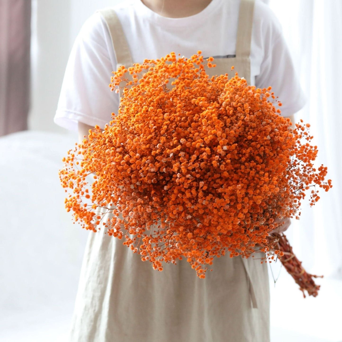 Realistic Air Dried Gypsophila Floral Arrangement