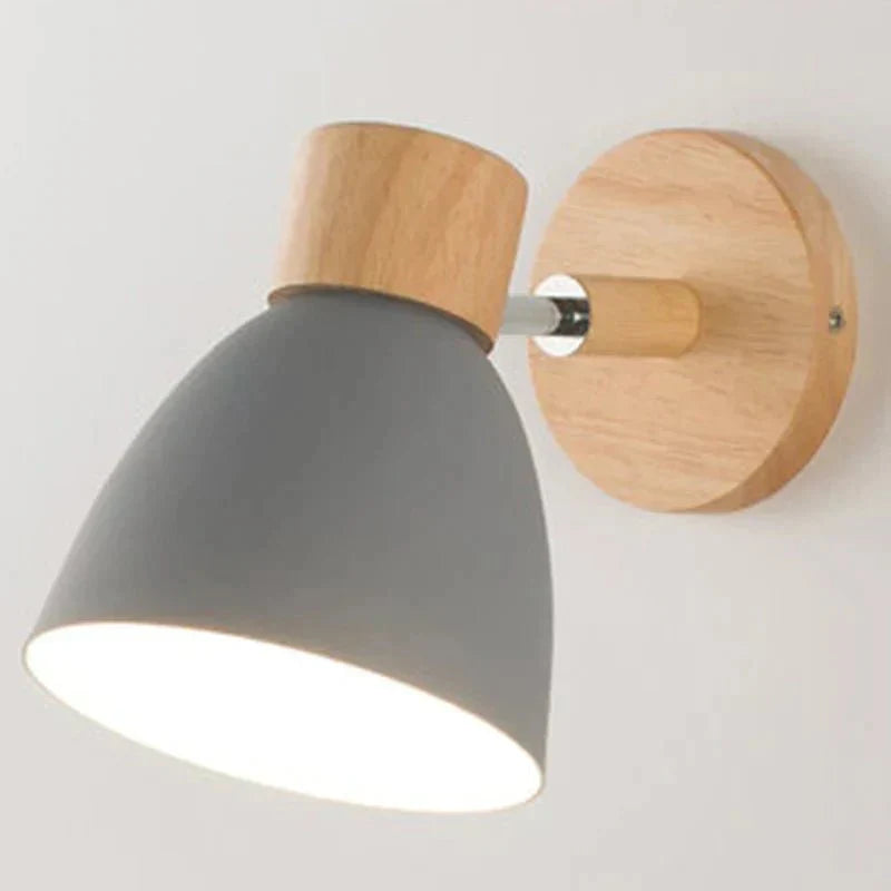 Stylish Wooden Wall Light - Classic Warm Glow