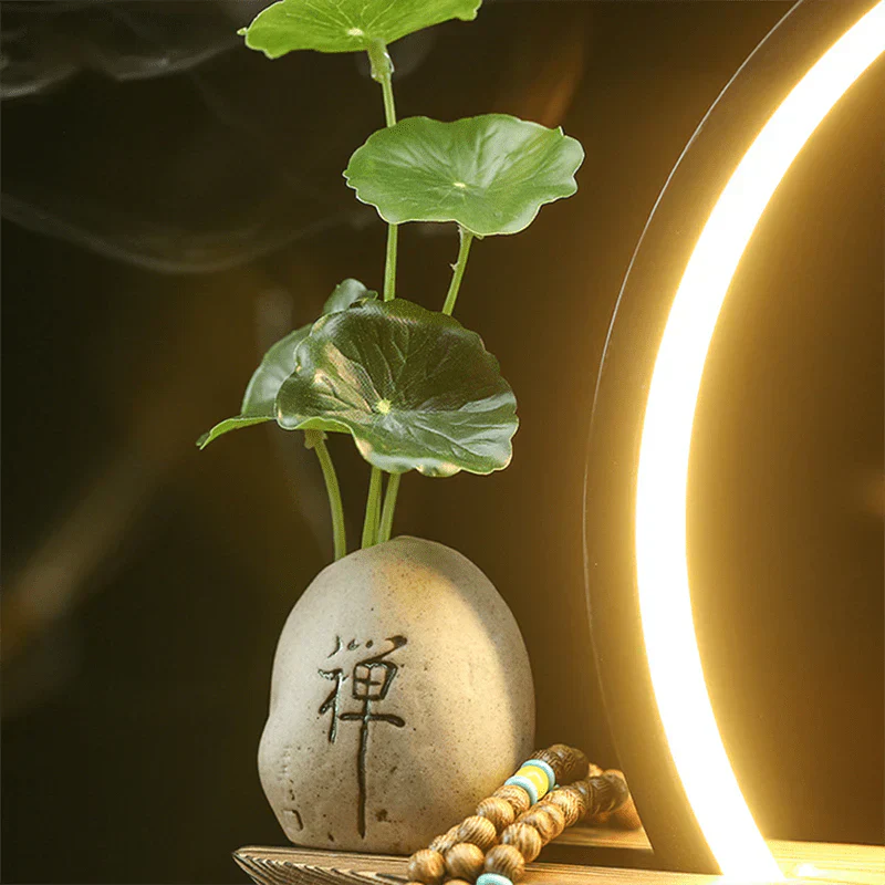 Peaceful Deer Table Lamp