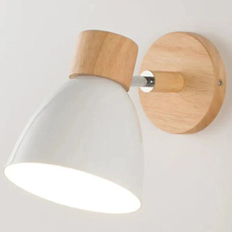 Stylish Wooden Wall Light - Classic Warm Glow