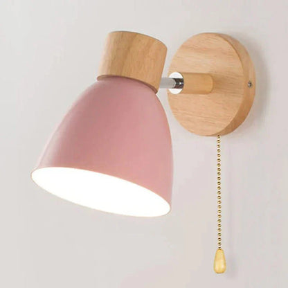 Stylish Wooden Wall Light - Classic Warm Glow