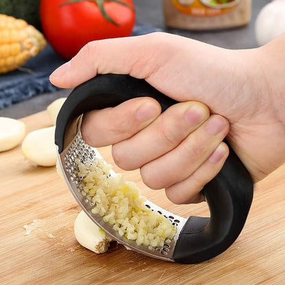 Easy Grip Stainless Garlic Crusher - Befez