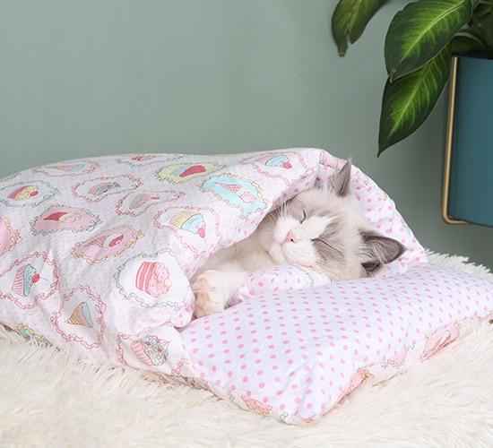 Cozy Kitty Sleeper Bed