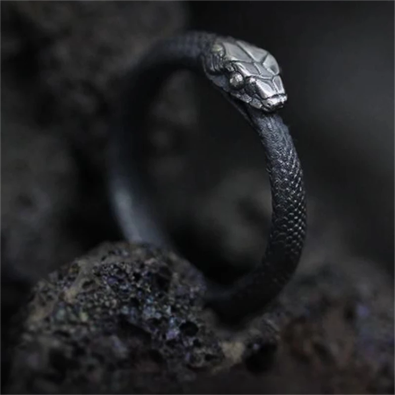 Edgy Adjustable Black Snake Ring - Befez