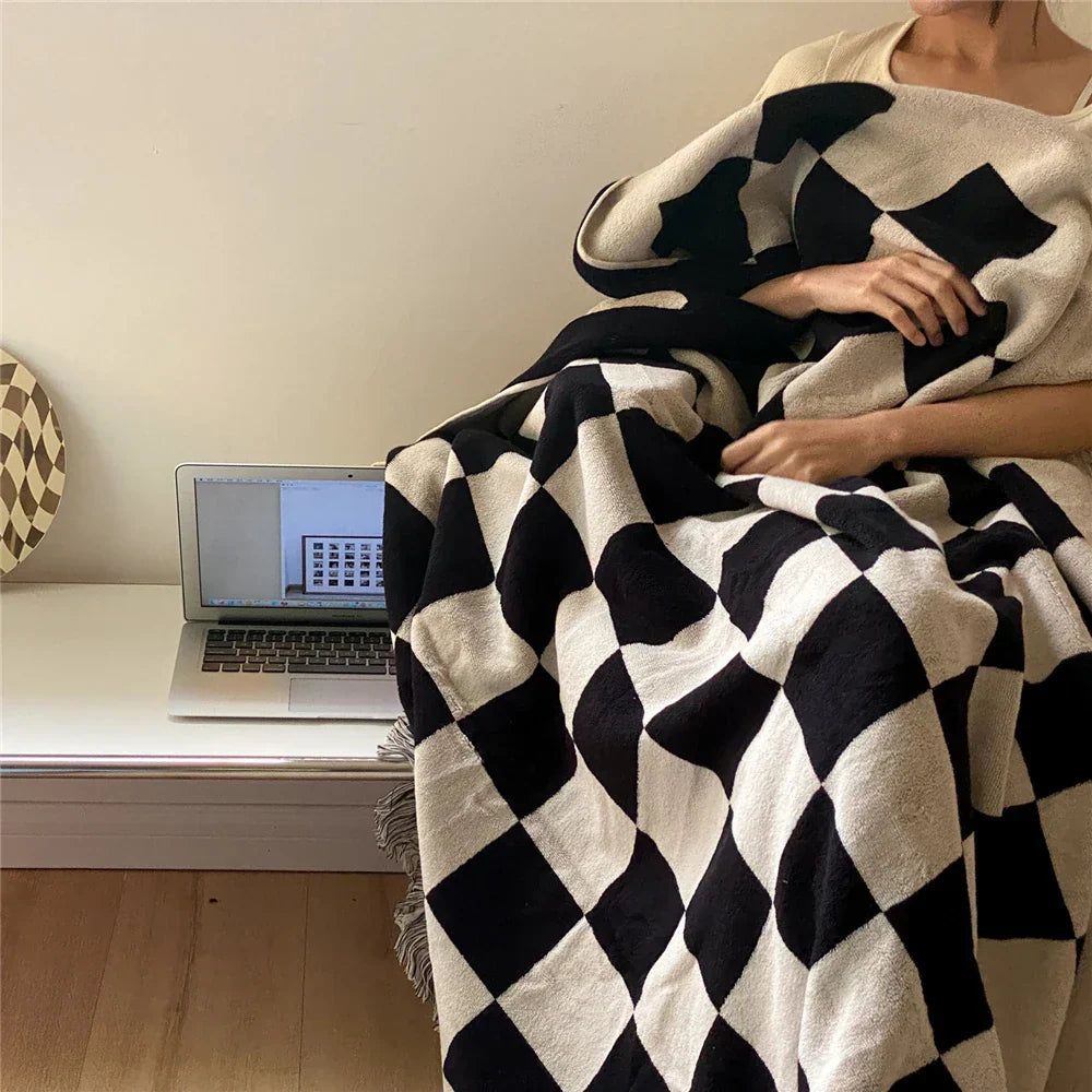 Plaid Lightweight Throw Blanket