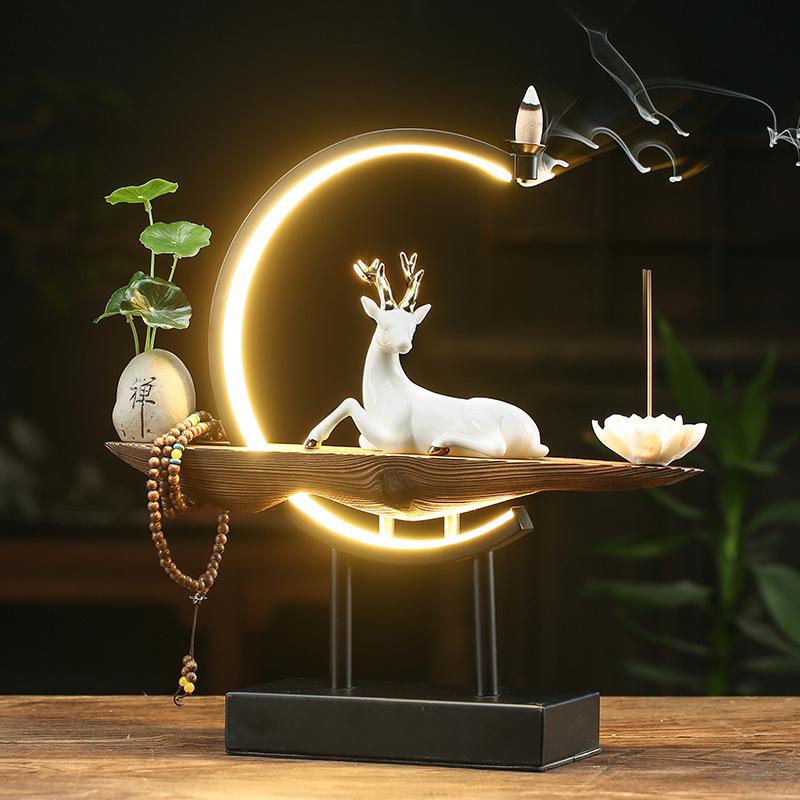 Peaceful Deer Table Lamp