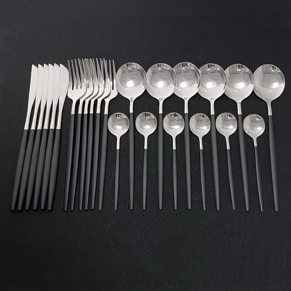 Elegant Gold Flatware Set for Fine Dining
