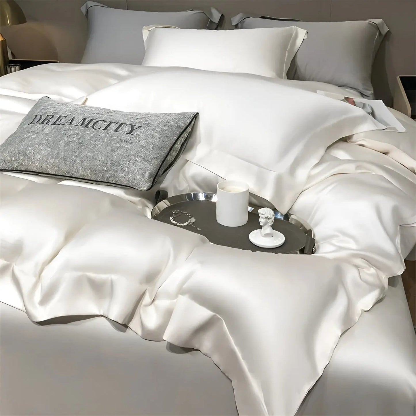 Soft Bamboo Bedding Set for Cozy Sleep