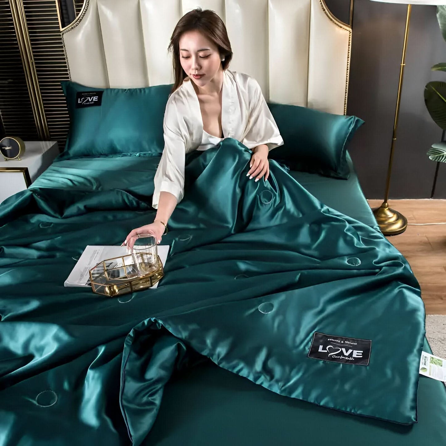 Luxurious Soft Satin Bedding Set