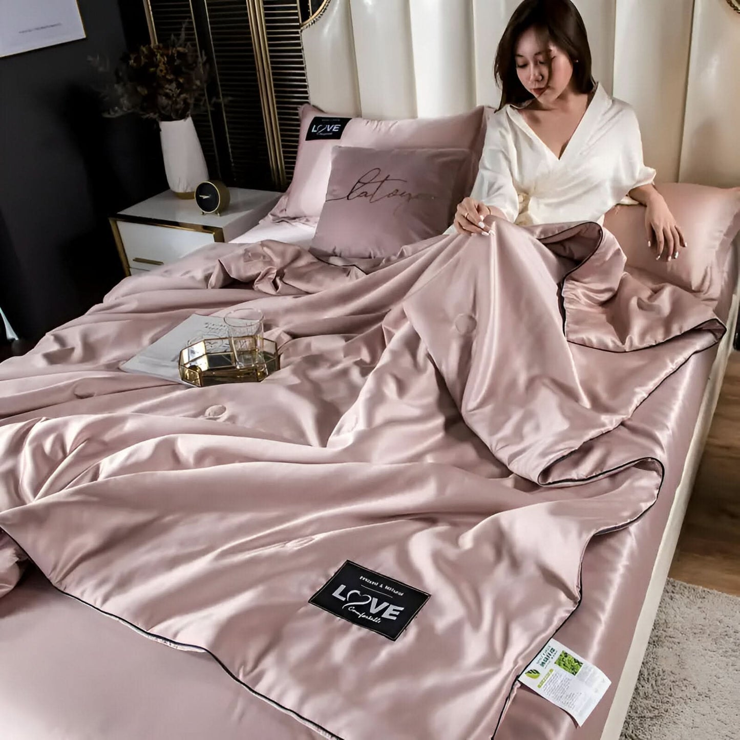 Luxurious Soft Satin Bedding Set
