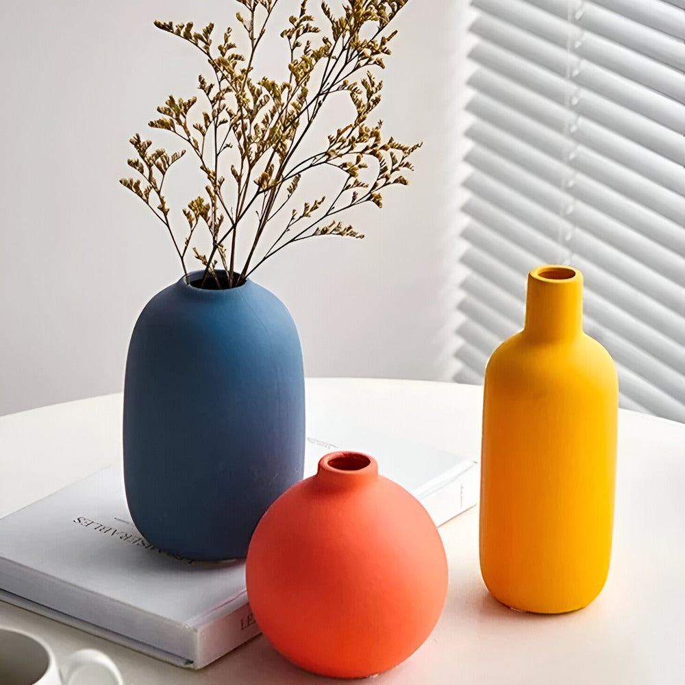 Simple White Ceramic Decor Vase