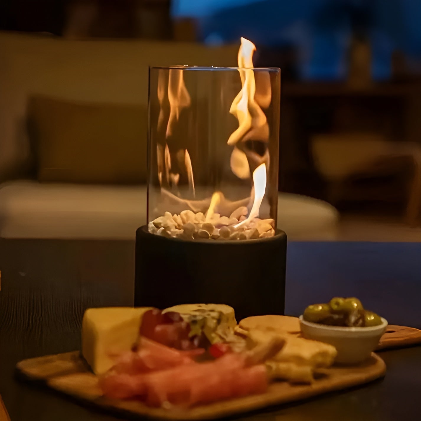 Modern Metal Table Lamp with Black Base - Befez