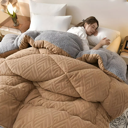 Soft Deluxe All Season Duvet Cover with Plush Touch