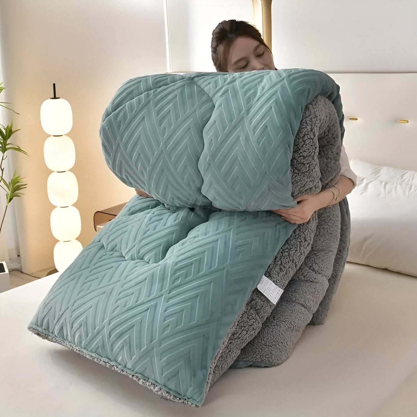 Soft Deluxe All Season Duvet Cover with Plush Touch