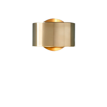 Sleek Gold Modern Wall Light