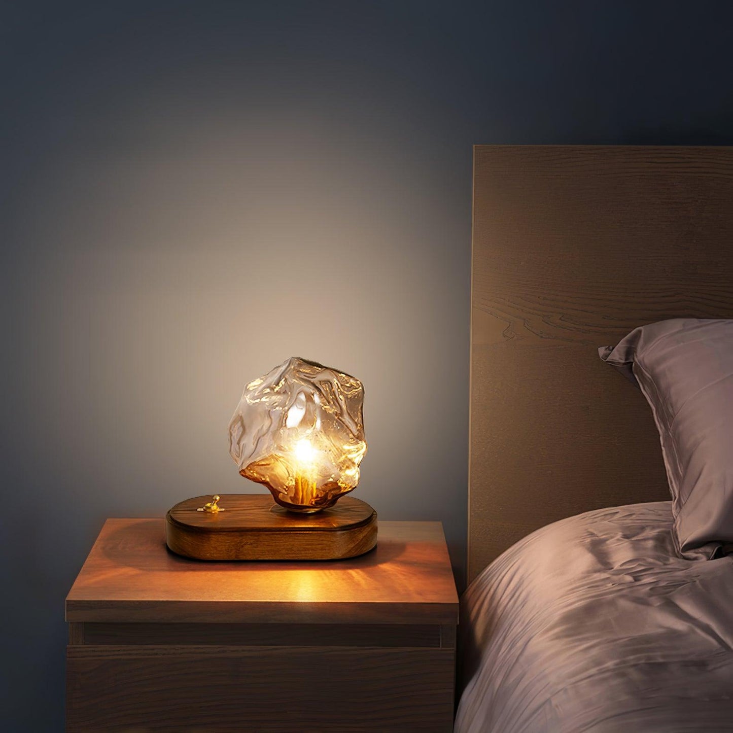 Wireless Motion Sensor Desk Lamp