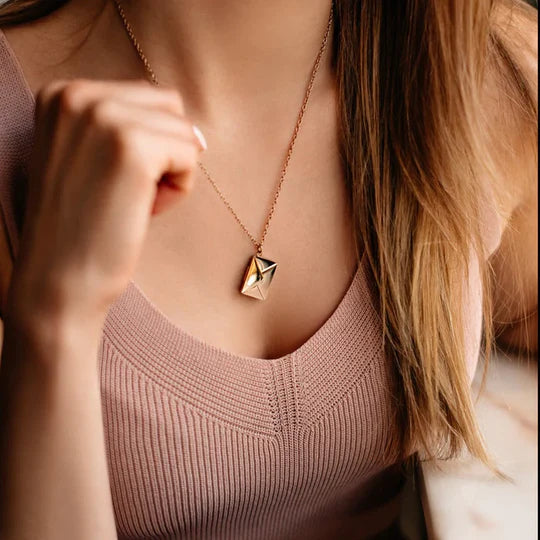 Romantic Heart Letter Necklace for Her
