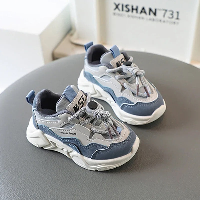 Comfy Kids Running Shoes Mesh Breathable Sneakers