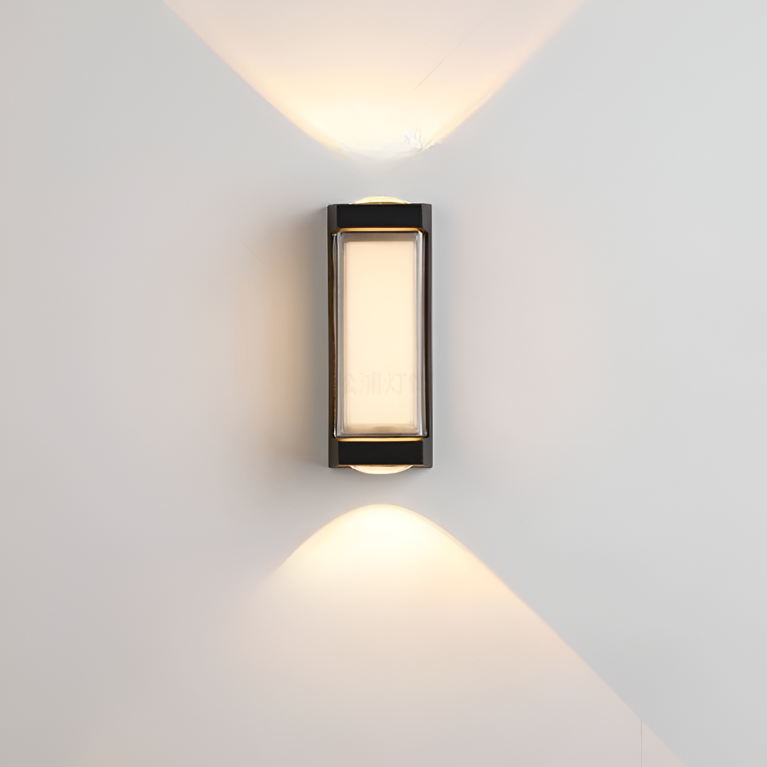 Weatherproof Outdoor LED Wall Light