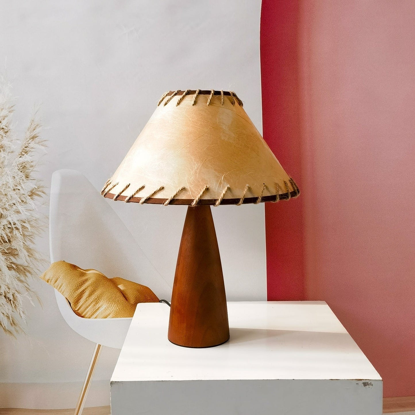 Traditional Wooden Desk Lamp