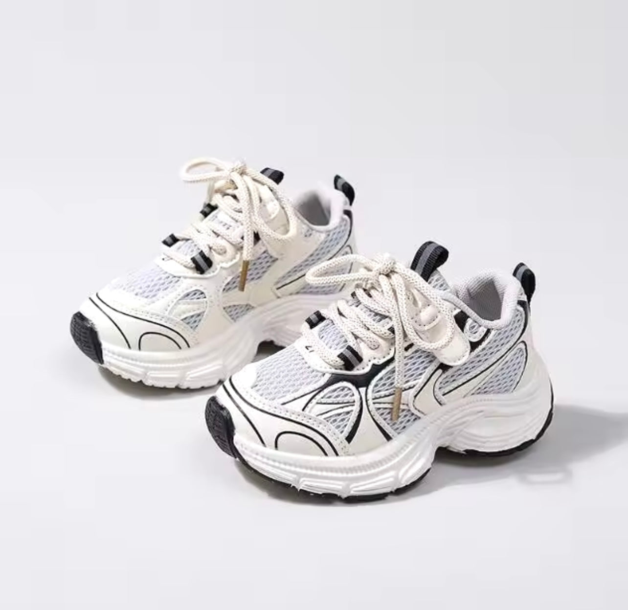 Comfy Boys Girls Sneakers Black White - Breathable Casual Shoes