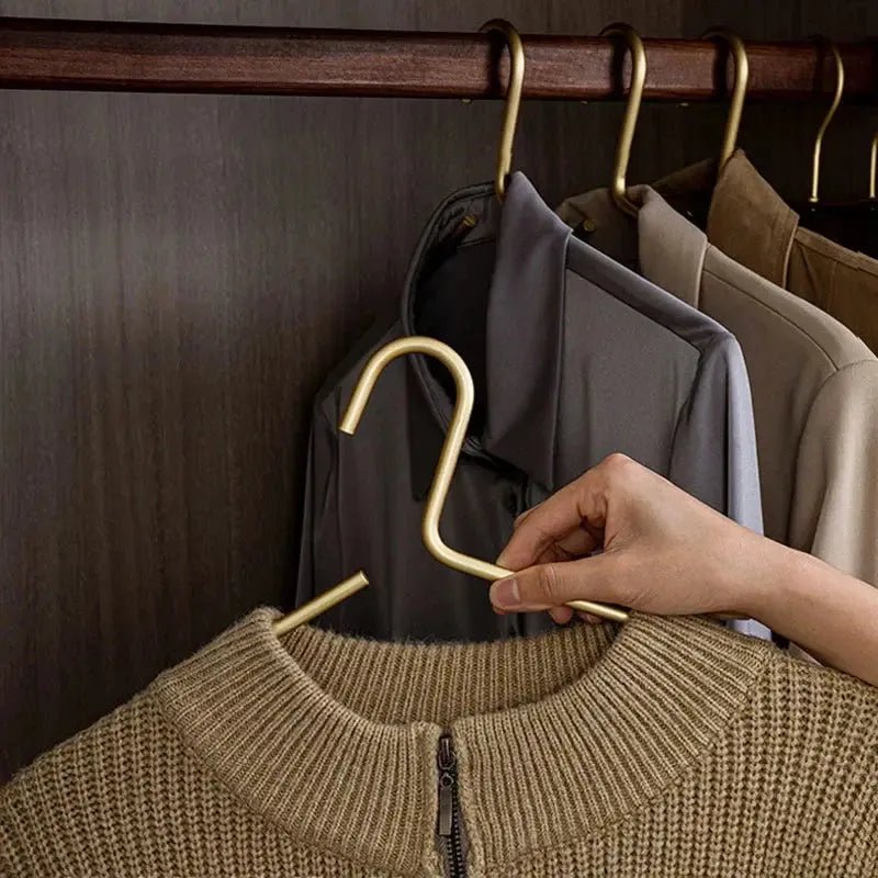 Premium Non-Slip Closet Hangers - Durable Matte Coat Hangers