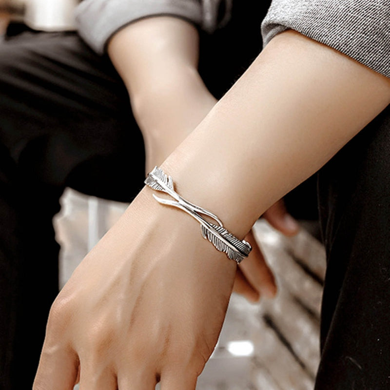 Simple Silver Feather Charm Bracelet