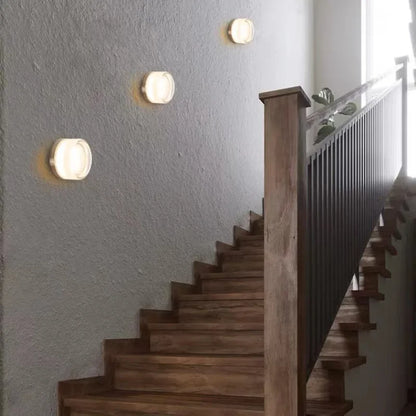 Simple Chic Wall Decor