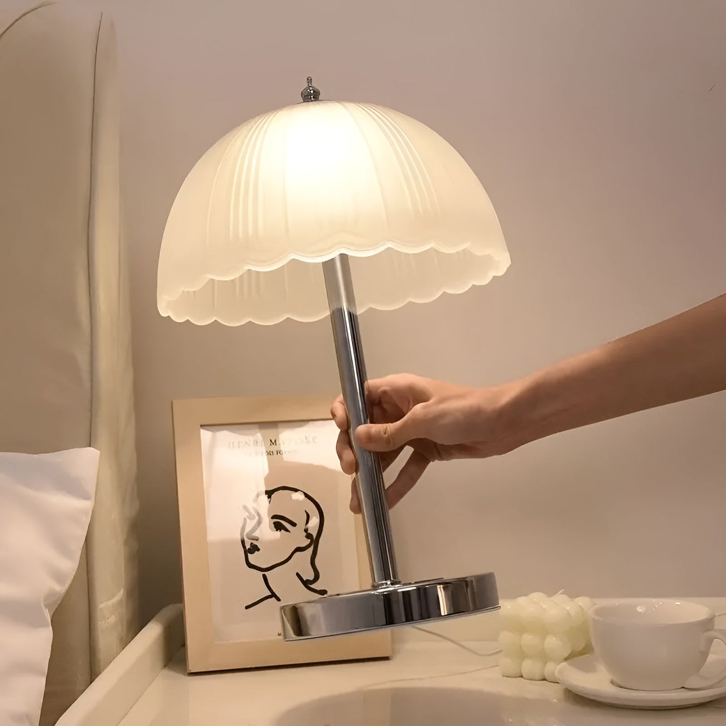 Contemporary Slim LED Desk Lamp