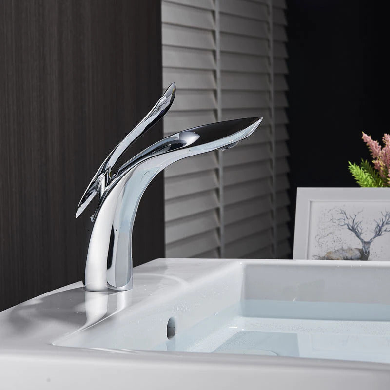 Premium Bathroom Sink Faucet for Elegant Bathrooms
