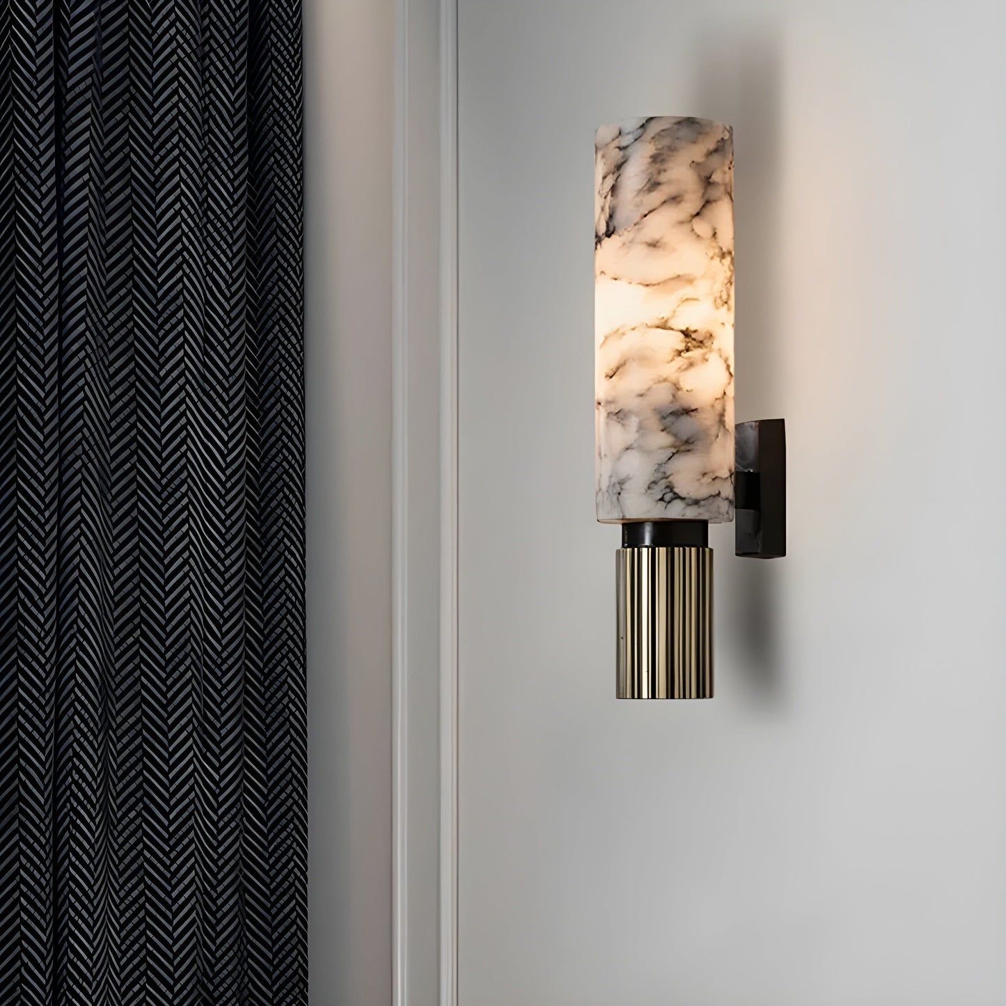 Chic Wall Lamp with Classic Stone Effect Design